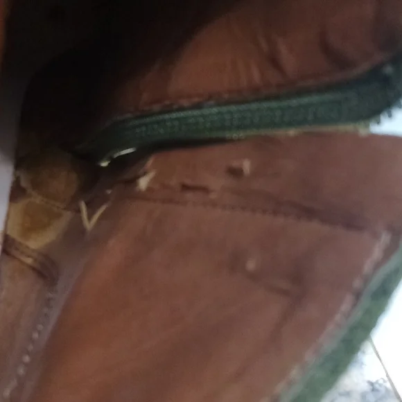 Vince Camuto green booties - Picture 6 of 9